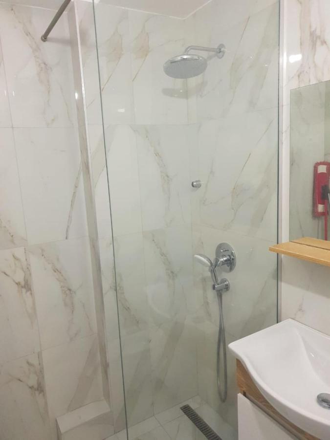 Lovely Apartment On Tirana City Center Tiranë Ngoại thất bức ảnh