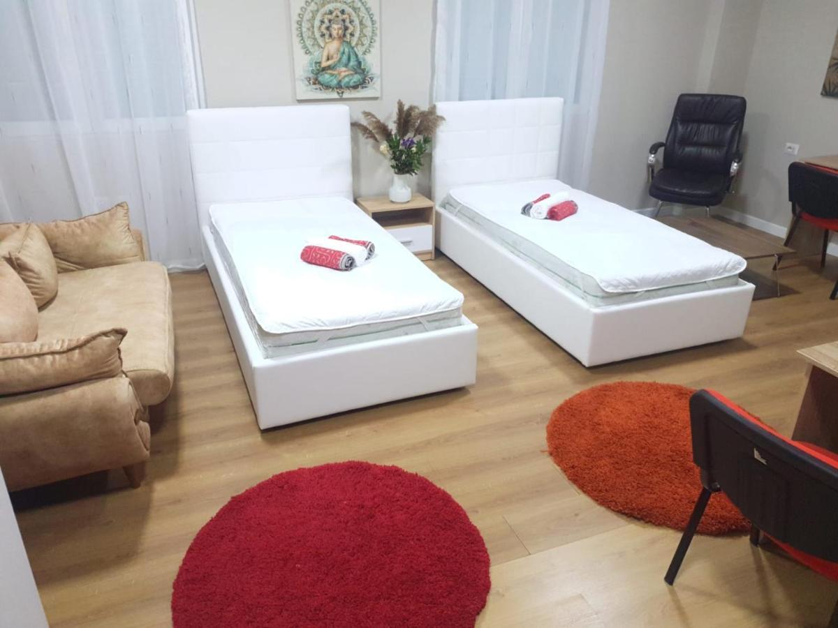Lovely Apartment On Tirana City Center Tiranë Ngoại thất bức ảnh